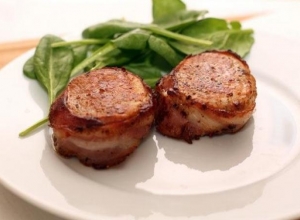 Медальоны с говядиной