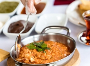 Сэртме завтрак на 4 персоны