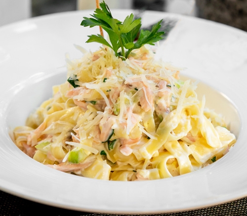 Фетучини с курицей